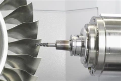 Tecnologia di lavorazione delle parti in lega di titanio