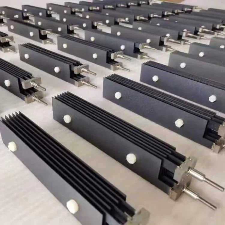 Quali sono i metodi di collegamento per le flange in titanio?